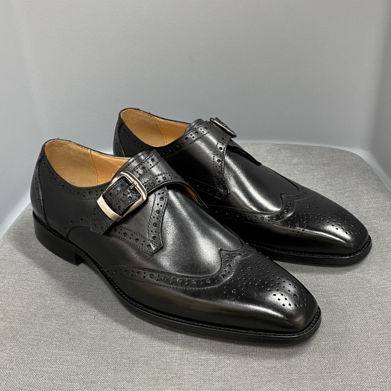 Men Formal Party Wear Outfit - メンズカジュアルシューズ彫刻革シングルシューズファッション中空メタルバックルデザインビジネス結婚式フォーマルウェア男性靴