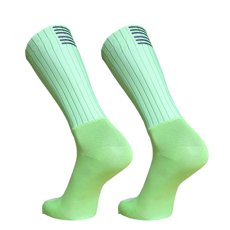 プロのサイクリング用の快適で通気性のある滑り止めソックス,プ - Sock Garter Men のレビューと価格