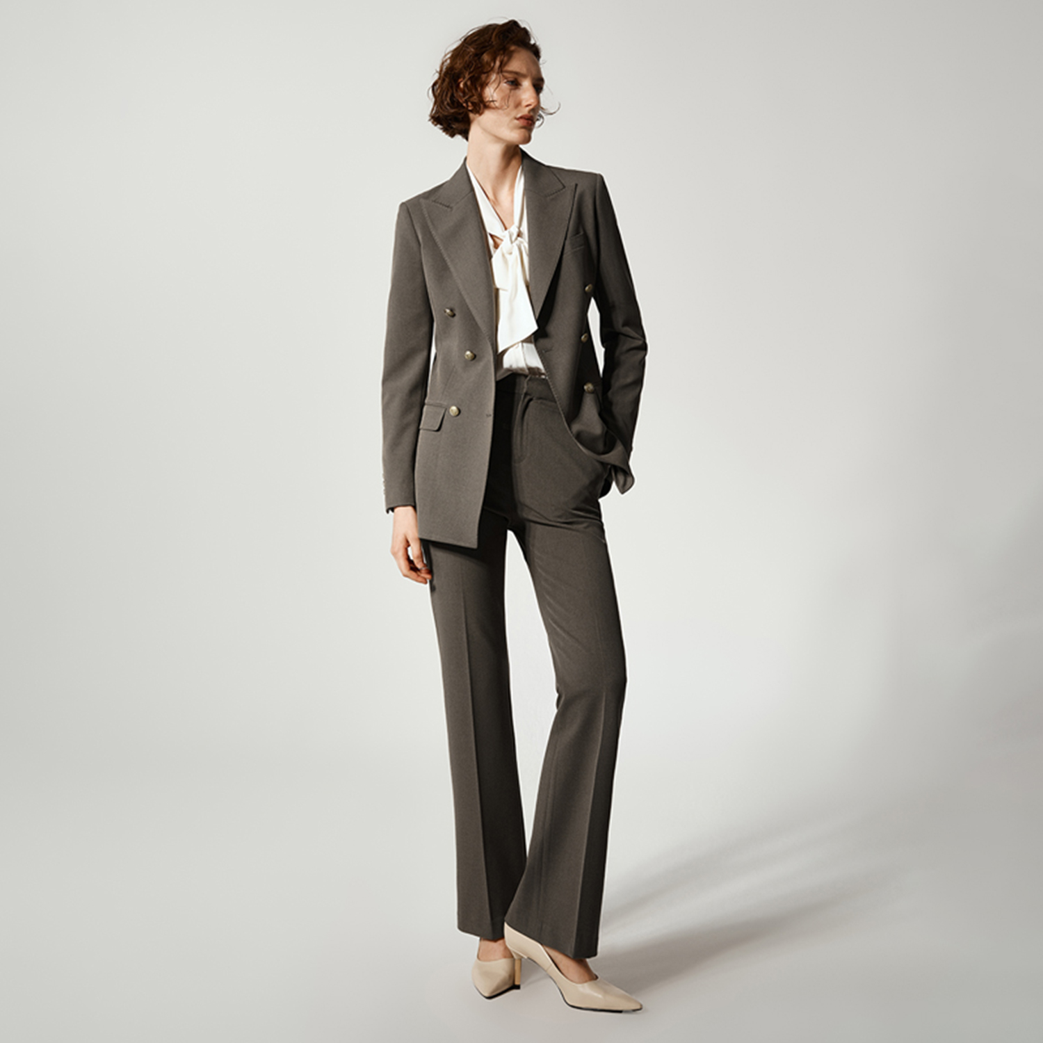 アリンジェントル レディース パンツスーツ 2ピースセット  - Double Breasted Blazer のレビューと価格